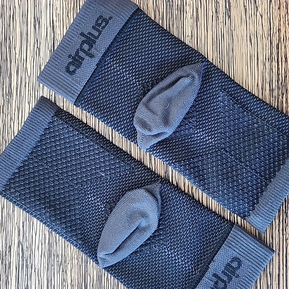 Compression foot support - Picture 3 of 3
